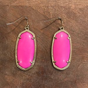 Kendra Scott Elle Drop Earrings in Magenta/ Gold